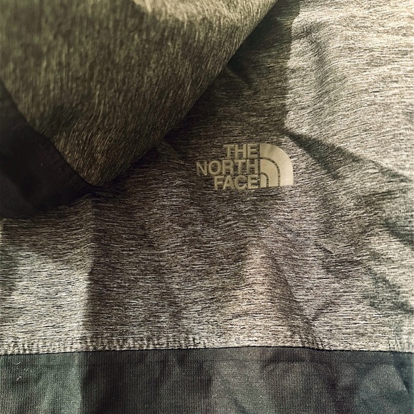 The North Face Chimborazo Triclimate Boys Jacket- Size L (14/16) - Picture 9 of 11